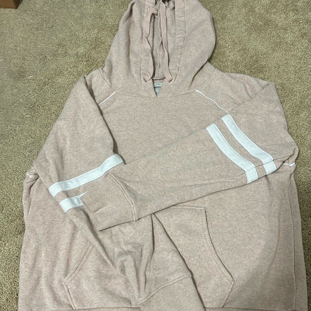 American Eagle sweatshirt